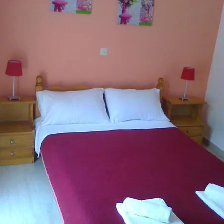 Twins Ii - Old Village Apartment *